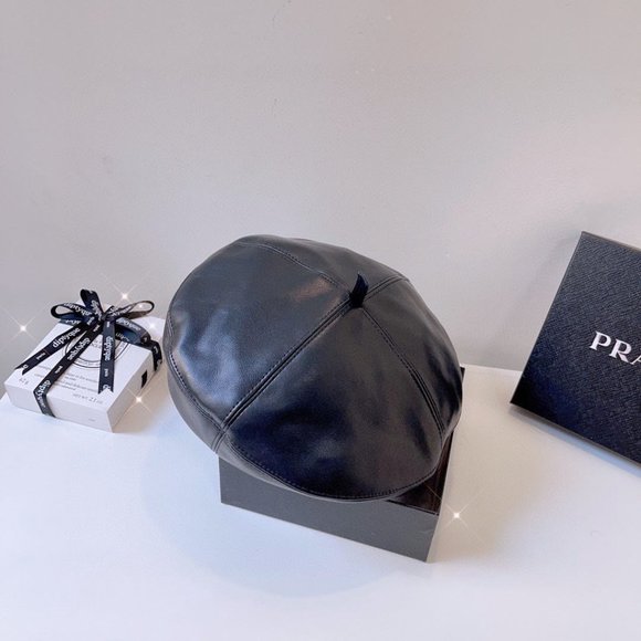 ?✨AUTHENTIC✨?Prada hat main image 6